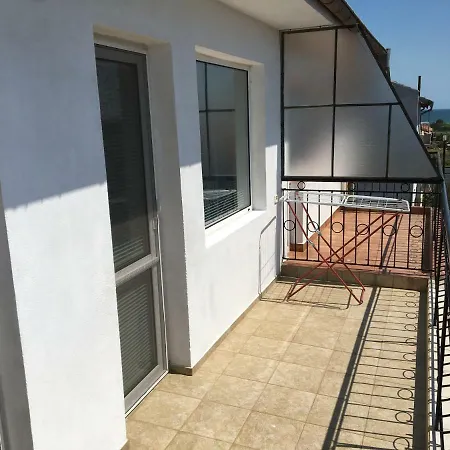 Apartment Iankovi Aheloy