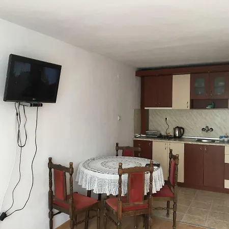 Iankovi Apartment *